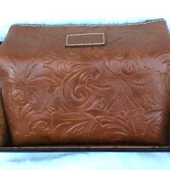 Patricia Nash Leather Wristlet Handbag     NWT - Picture 15 of 16